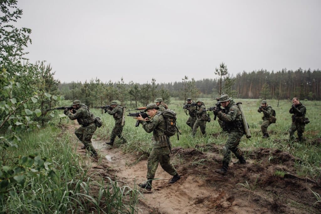 Special Forces Soldiers Reveal First Details of Battle with Russian ...